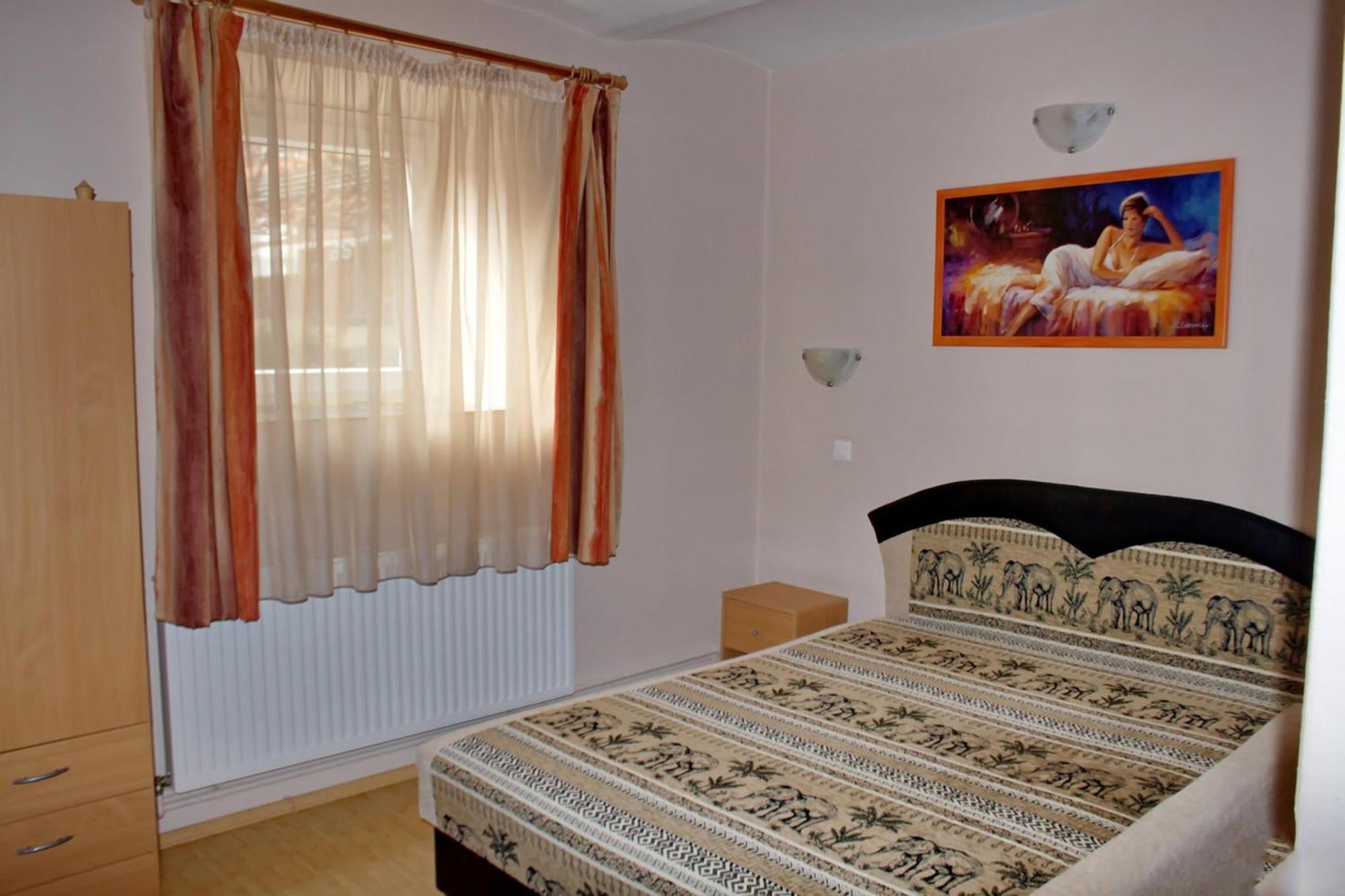 Pálma Panzió Kaposvár Exterior foto