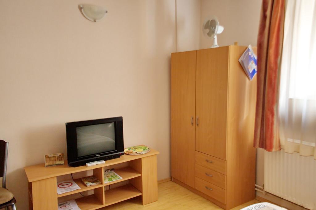 Pálma Panzió Kaposvár Exterior foto