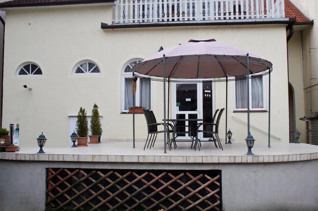 Pálma Panzió Kaposvár Exterior foto